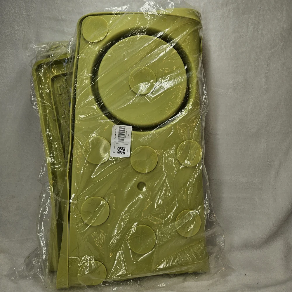 Interactive Yellow Dog Lick Mat